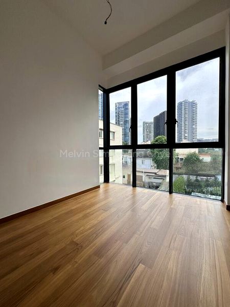 3 Bed Apartment (Condo) for Rent in  35 Gilstead - Image 6